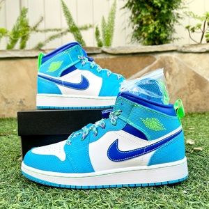 Nike Air Jordan 1 mid GS blue shoes